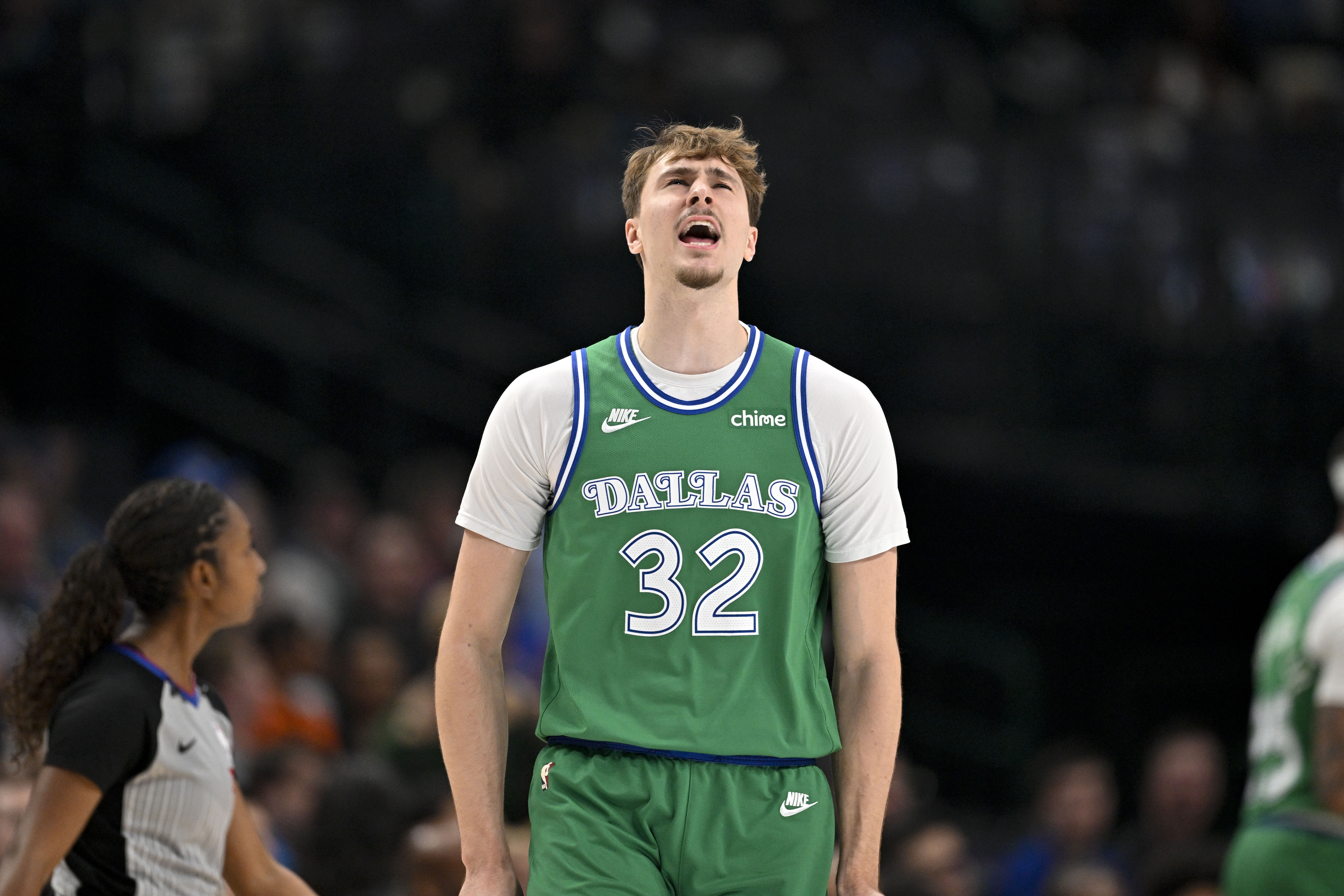 开云体育官网-撞墙了！弗拉格面对森林狼针对性防守半场11中2仅得4分4篮板